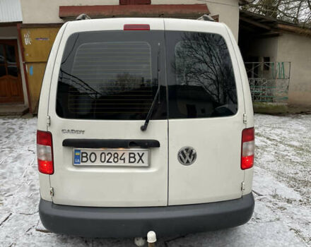 Белый Фольксваген Кадди, объемом двигателя 1.97 л и пробегом 242 тыс. км за 6500 $, фото 1 на Automoto.ua