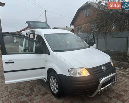 Белый Фольксваген Кадди, объемом двигателя 1.39 л и пробегом 220 тыс. км за 4850 $, фото 16 на Automoto.ua