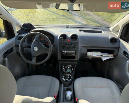 Белый Фольксваген Кадди, объемом двигателя 1.9 л и пробегом 397 тыс. км за 6800 $, фото 13 на Automoto.ua