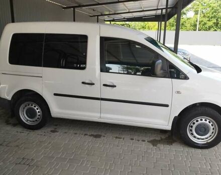 Белый Фольксваген Кадди, объемом двигателя 1.6 л и пробегом 450 тыс. км за 5000 $, фото 2 на Automoto.ua