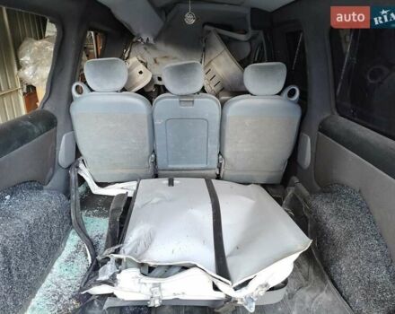 Белый Фольксваген Кадди, объемом двигателя 2 л и пробегом 280 тыс. км за 4100 $, фото 6 на Automoto.ua