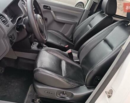 Фольксваген Кадди 2008 в Сарнах на Automoto.ua Белый Фольксваген Кадди, объемом двигателя 2 л и пробегом 380 тыс. км за 7500 $, фото 72 на Automoto.ua