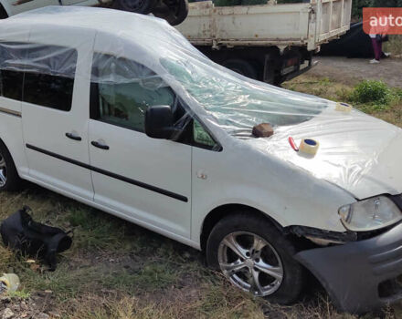 Белый Фольксваген Кадди, объемом двигателя 2 л и пробегом 280 тыс. км за 4100 $, фото 1 на Automoto.ua