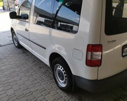 Белый Фольксваген Кадди, объемом двигателя 1.6 л и пробегом 450 тыс. км за 5000 $, фото 6 на Automoto.ua