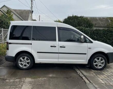 Белый Фольксваген Кадди, объемом двигателя 1.9 л и пробегом 300 тыс. км за 6300 $, фото 4 на Automoto.ua