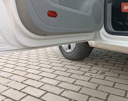 Фольксваген Кадди 2008 в Сарнах на Automoto.ua Белый Фольксваген Кадди, объемом двигателя 2 л и пробегом 380 тыс. км за 7500 $, фото 68 на Automoto.ua