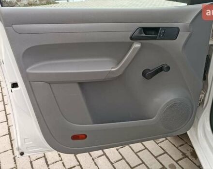 Фольксваген Кадди 2008 в Сарнах на Automoto.ua Белый Фольксваген Кадди, объемом двигателя 2 л и пробегом 380 тыс. км за 7500 $, фото 67 на Automoto.ua