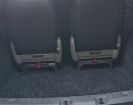 Білий Фольксваген Кадді, об'ємом двигуна 1.9 л та пробігом 326 тис. км за 7600 $, фото 2 на Automoto.ua