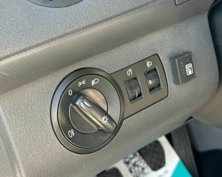 Фольксваген Кадди 2008 в Кривом Роге на Automoto.ua Белый Фольксваген Кадди, объемом двигателя 1.4 л и пробегом 263 тыс. км за 5900 $, фото 17 на Automoto.ua