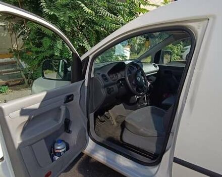 Белый Фольксваген Кадди, объемом двигателя 1.4 л и пробегом 395 тыс. км за 4800 $, фото 24 на Automoto.ua