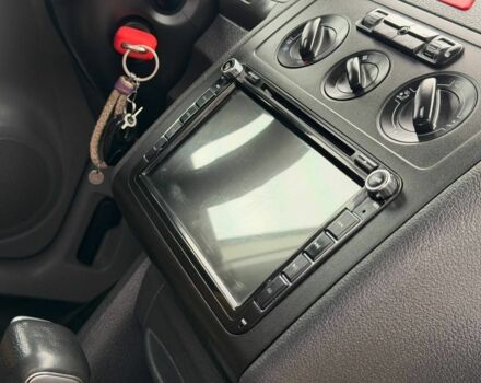 Белый Фольксваген Кадди, объемом двигателя 0 л и пробегом 240 тыс. км за 6900 $, фото 19 на Automoto.ua