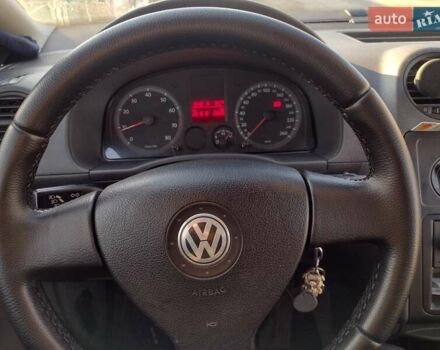 Белый Фольксваген Кадди, объемом двигателя 1.4 л и пробегом 294 тыс. км за 5400 $, фото 12 на Automoto.ua