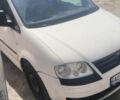 Белый Фольксваген Кадди, объемом двигателя 2 л и пробегом 200 тыс. км за 5300 $, фото 2 на Automoto.ua