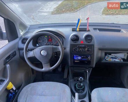 Белый Фольксваген Кадди, объемом двигателя 1.9 л и пробегом 360 тыс. км за 6300 $, фото 17 на Automoto.ua