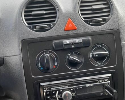 Білий Фольксваген Кадді, об'ємом двигуна 1.9 л та пробігом 249 тис. км за 6300 $, фото 9 на Automoto.ua