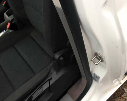 Білий Фольксваген Кадді, об'ємом двигуна 1.96 л та пробігом 300 тис. км за 6500 $, фото 10 на Automoto.ua