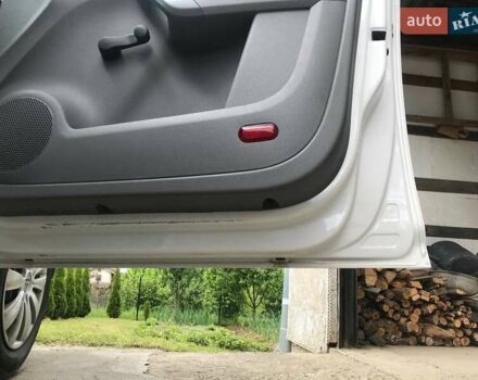 Белый Фольксваген Кадди, объемом двигателя 1.97 л и пробегом 228 тыс. км за 7000 $, фото 18 на Automoto.ua