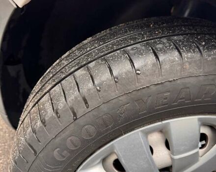 Фольксваген Кадди 2009 в Кривом Роге на Automoto.ua Белый Фольксваген Кадди, объемом двигателя 1.97 л и пробегом 240 тыс. км за 7500 $, фото 10 на Automoto.ua