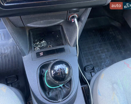 Белый Фольксваген Кадди, объемом двигателя 1.9 л и пробегом 360 тыс. км за 6300 $, фото 19 на Automoto.ua