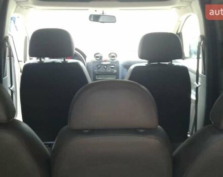 Білий Фольксваген Кадді, об'ємом двигуна 1.9 л та пробігом 285 тис. км за 8700 $, фото 16 на Automoto.ua