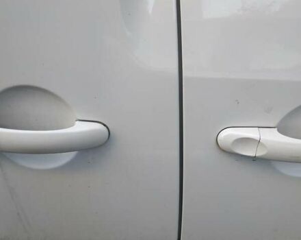 Белый Фольксваген Кадди, объемом двигателя 2 л и пробегом 245 тыс. км за 8200 $, фото 116 на Automoto.ua