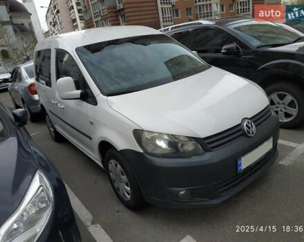 Белый Фольксваген Кадди, объемом двигателя 2 л и пробегом 245 тыс. км за 8200 $, фото 73 на Automoto.ua