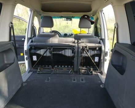 Белый Фольксваген Кадди, объемом двигателя 2 л и пробегом 245 тыс. км за 8200 $, фото 83 на Automoto.ua