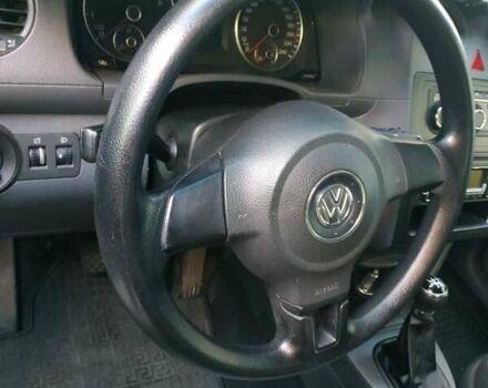 Белый Фольксваген Кадди, объемом двигателя 2 л и пробегом 245 тыс. км за 8200 $, фото 160 на Automoto.ua