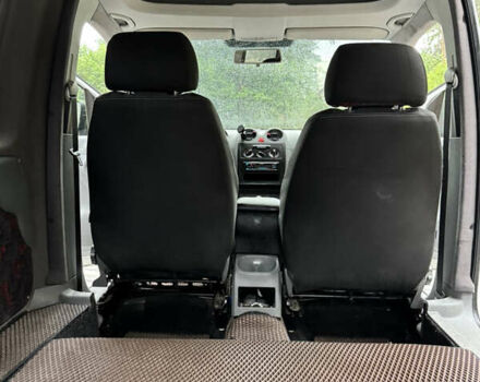 Белый Фольксваген Кадди, объемом двигателя 2 л и пробегом 217 тыс. км за 6500 $, фото 12 на Automoto.ua