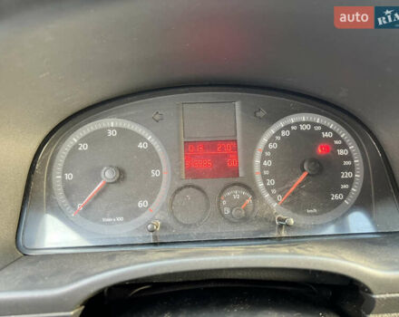 Белый Фольксваген Кадди, объемом двигателя 1.9 л и пробегом 345 тыс. км за 7000 $, фото 2 на Automoto.ua