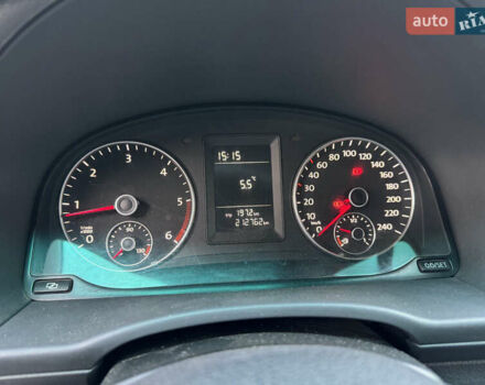 Белый Фольксваген Кадди, объемом двигателя 1.6 л и пробегом 212 тыс. км за 8550 $, фото 2 на Automoto.ua