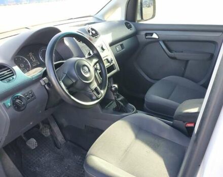 Белый Фольксваген Кадди, объемом двигателя 2 л и пробегом 245 тыс. км за 8200 $, фото 12 на Automoto.ua