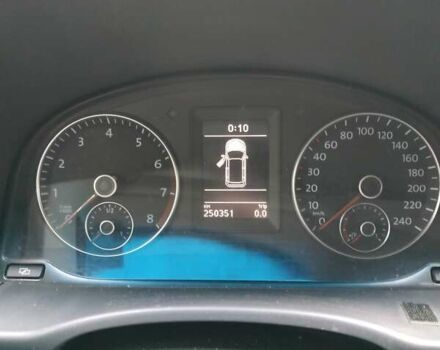 Белый Фольксваген Кадди, объемом двигателя 2 л и пробегом 245 тыс. км за 8200 $, фото 54 на Automoto.ua