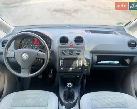 Белый Фольксваген Кадди, объемом двигателя 2 л и пробегом 235 тыс. км за 8300 $, фото 18 на Automoto.ua