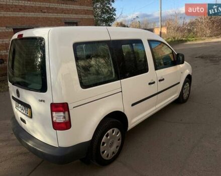 Белый Фольксваген Кадди, объемом двигателя 2 л и пробегом 235 тыс. км за 8300 $, фото 14 на Automoto.ua