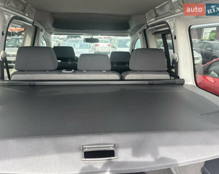 Белый Фольксваген Кадди, объемом двигателя 0 л и пробегом 206 тыс. км за 9300 $, фото 16 на Automoto.ua