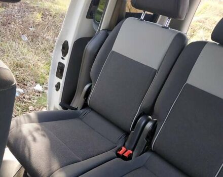 Белый Фольксваген Кадди, объемом двигателя 2 л и пробегом 245 тыс. км за 8200 $, фото 98 на Automoto.ua