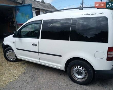 Белый Фольксваген Кадди, объемом двигателя 1.6 л и пробегом 290 тыс. км за 8100 $, фото 6 на Automoto.ua