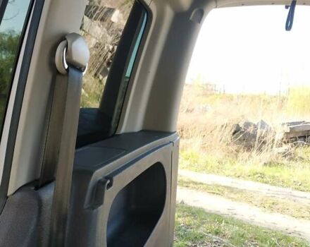 Белый Фольксваген Кадди, объемом двигателя 2 л и пробегом 245 тыс. км за 8200 $, фото 91 на Automoto.ua