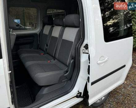 Белый Фольксваген Кадди, объемом двигателя 1.6 л и пробегом 212 тыс. км за 8550 $, фото 11 на Automoto.ua