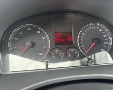 Белый Фольксваген Кадди, объемом двигателя 1.6 л и пробегом 206 тыс. км за 9800 $, фото 7 на Automoto.ua