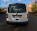 Белый Фольксваген Кадди, объемом двигателя 2 л и пробегом 235 тыс. км за 8300 $, фото 2 на Automoto.ua