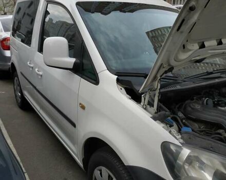 Белый Фольксваген Кадди, объемом двигателя 2 л и пробегом 245 тыс. км за 8200 $, фото 64 на Automoto.ua