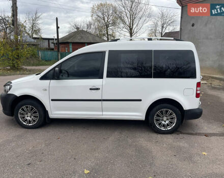 Белый Фольксваген Кадди, объемом двигателя 1.97 л и пробегом 337 тыс. км за 6700 $, фото 4 на Automoto.ua