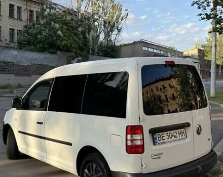 Белый Фольксваген Кадди, объемом двигателя 1.6 л и пробегом 246 тыс. км за 8700 $, фото 11 на Automoto.ua