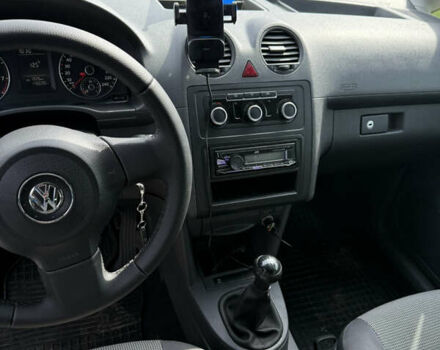 Белый Фольксваген Кадди, объемом двигателя 1.2 л и пробегом 140 тыс. км за 7800 $, фото 15 на Automoto.ua