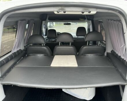 Белый Фольксваген Кадди, объемом двигателя 1.6 л и пробегом 192 тыс. км за 8300 $, фото 5 на Automoto.ua