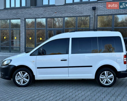 Білий Фольксваген Кадді, об'ємом двигуна 1.6 л та пробігом 321 тис. км за 8400 $, фото 5 на Automoto.ua