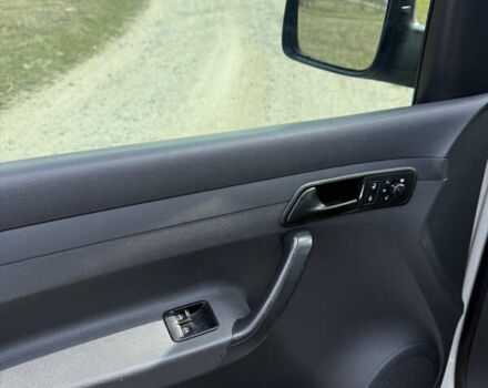 Белый Фольксваген Кадди, объемом двигателя 1.2 л и пробегом 140 тыс. км за 7800 $, фото 13 на Automoto.ua