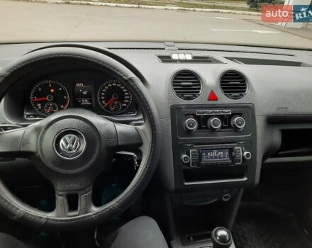 Білий Фольксваген Кадді, об'ємом двигуна 1.6 л та пробігом 224 тис. км за 8700 $, фото 14 на Automoto.ua